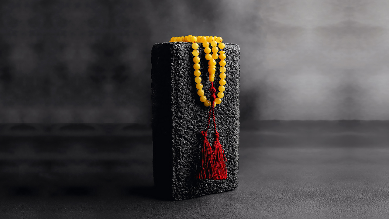 Tasbeeh Necklaces: Pearls That Relieve Stress